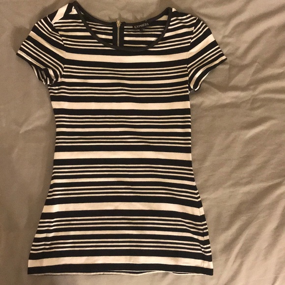 Black and white stripped shirt - Picture 1 of 3